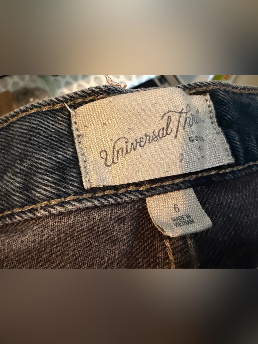 UNIVERSAL THREAD - Picture 3 of 4